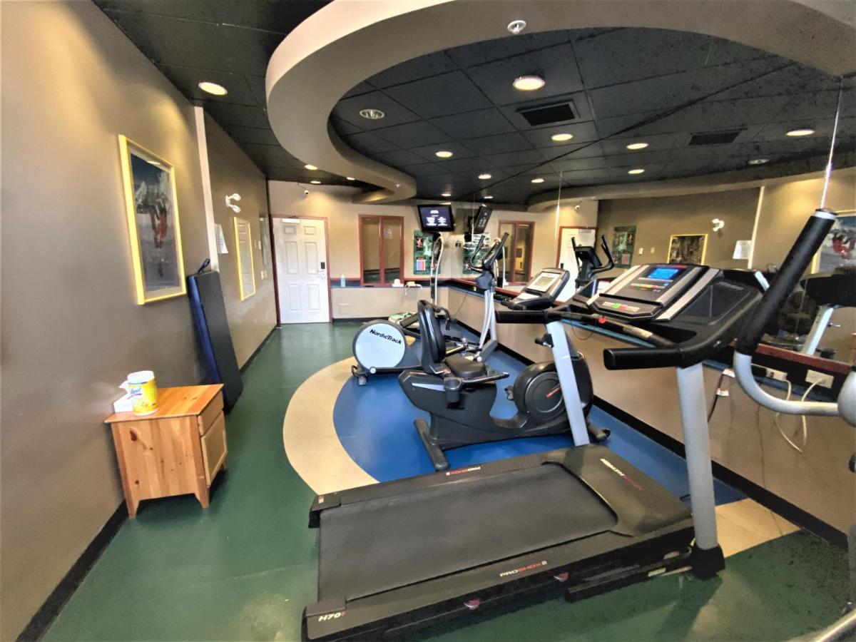 Fernie Stanford Resort Екстериор снимка
