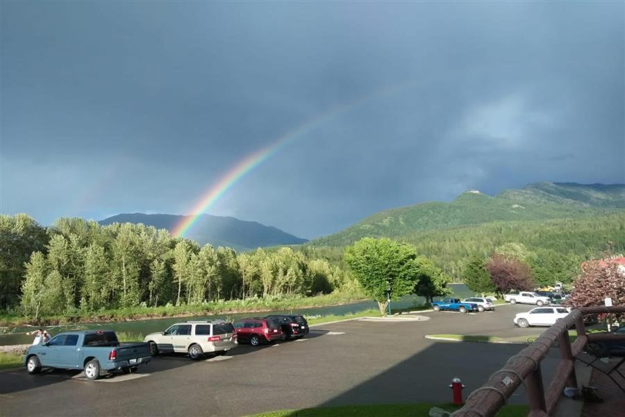 Fernie Stanford Resort Екстериор снимка