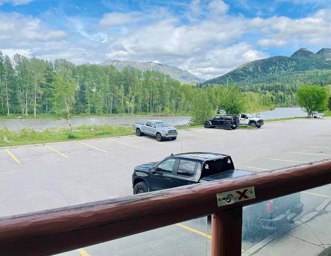 Fernie Stanford Resort Екстериор снимка