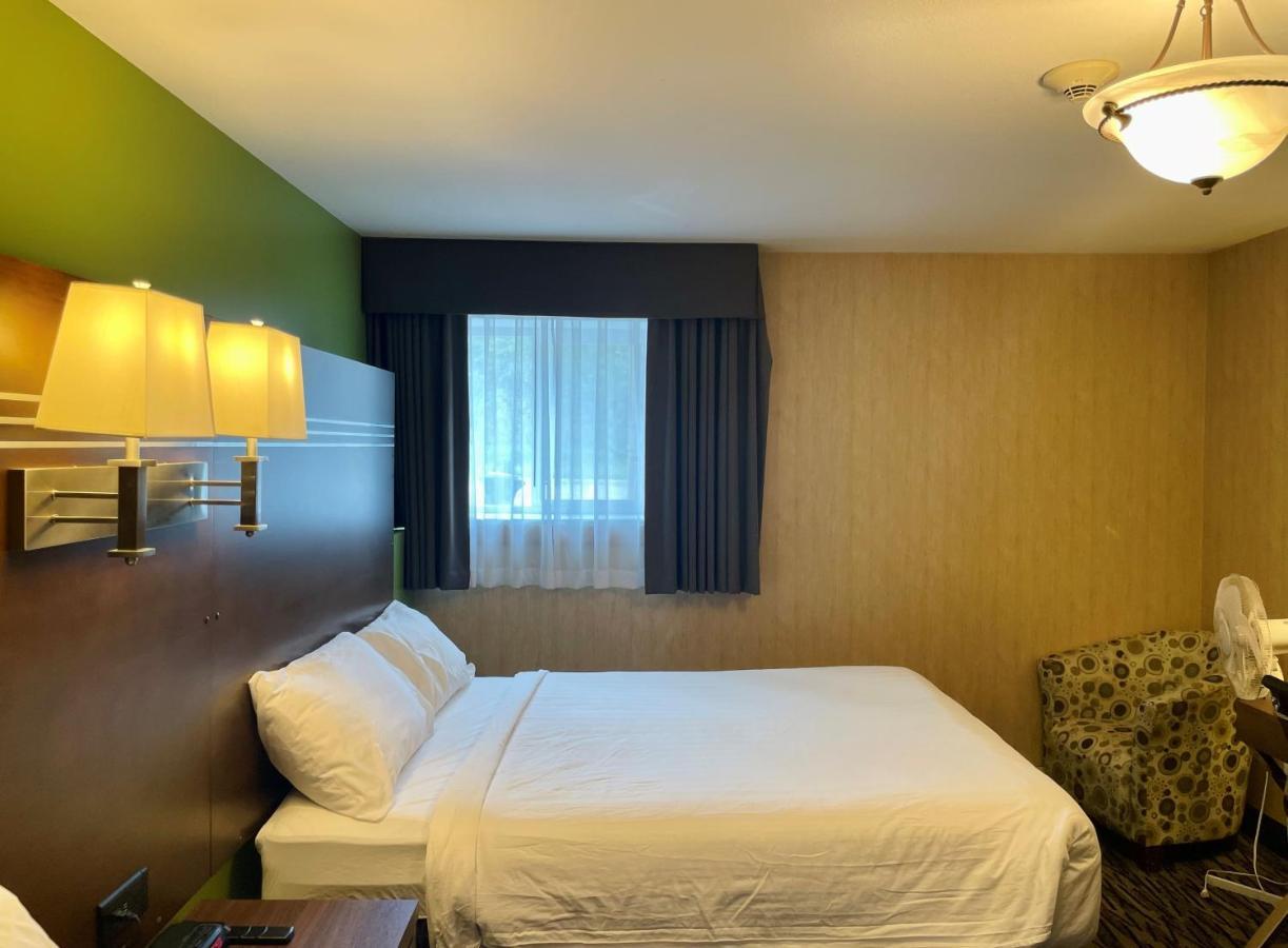 Fernie Stanford Resort Екстериор снимка