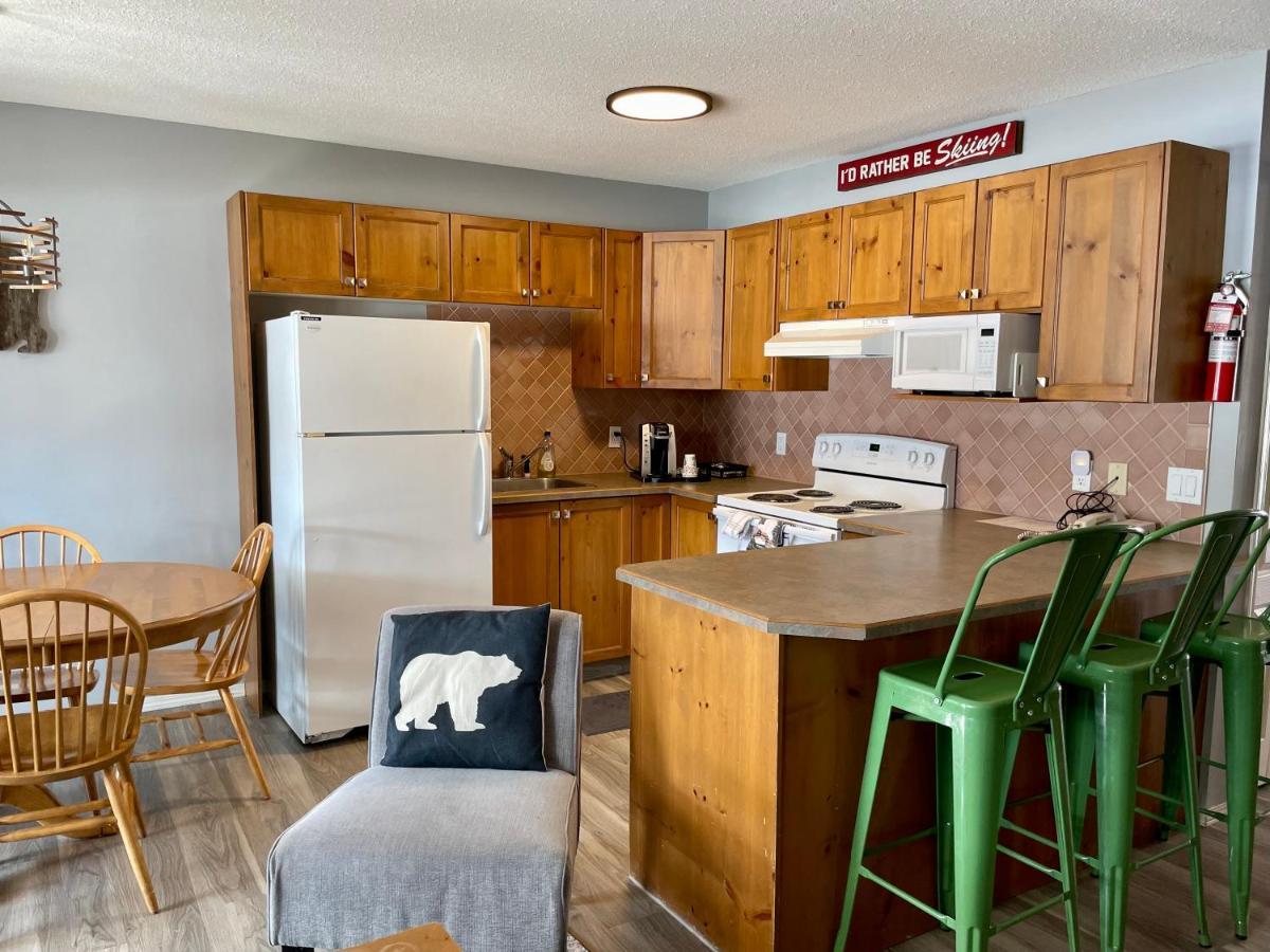 Fernie Stanford Resort Екстериор снимка