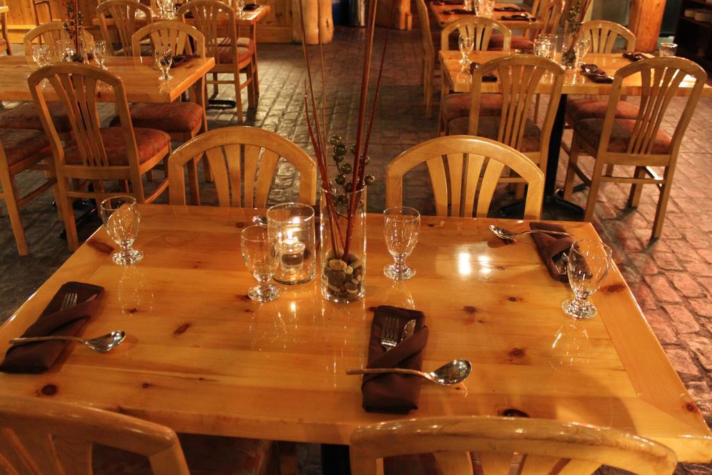 Fernie Stanford Resort Екстериор снимка